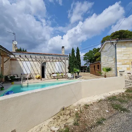 Domaine De La Garde Guest house