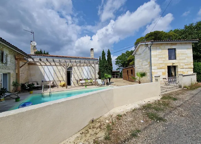 Domaine De La Garde * Saint-Germain-de-la-Rivière