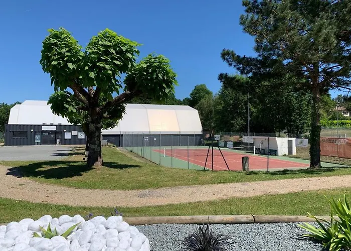 Domaine De La Garde